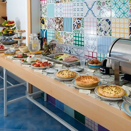 Boutique Helios (adults Only) מלון