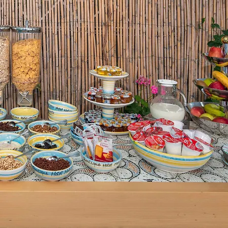 Boutique Helios (adults Only) Hotell